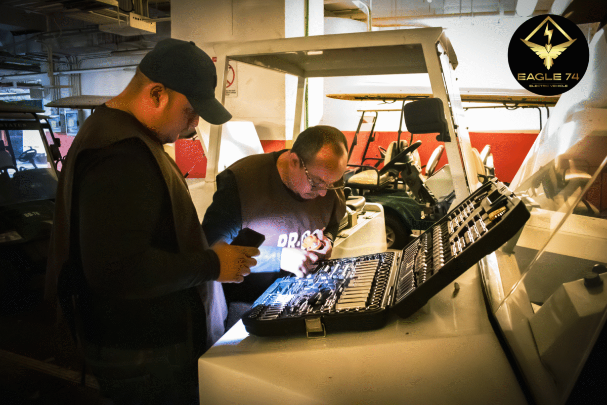 Servicio técnico mecánico especialista en carros de golf o vehículos eléctricos mantenimiento de baterías mantenimiento preventivo o correctivo Eagle 74